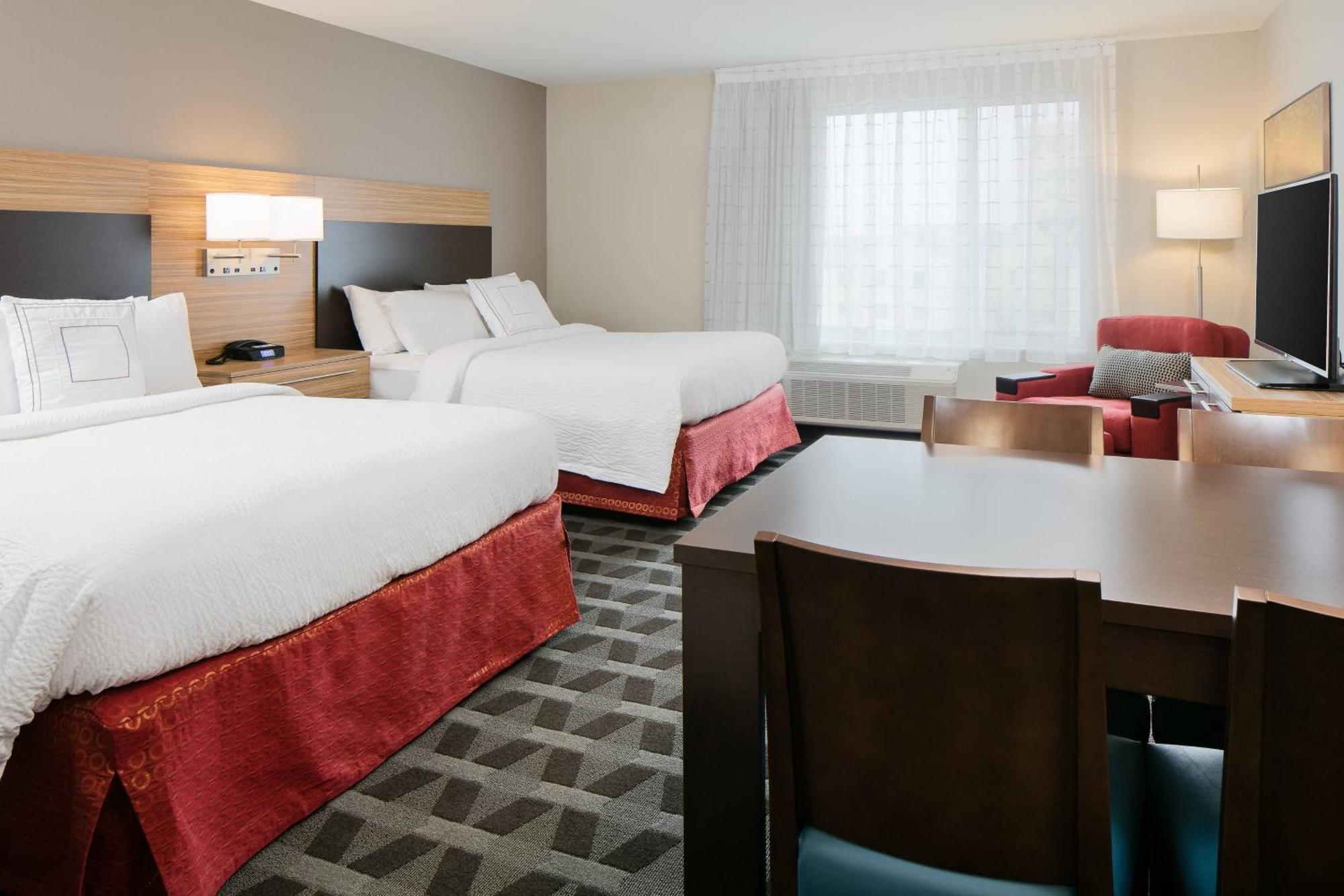 Towneplace Suites By Marriott Kansas City Airport Экстерьер фото